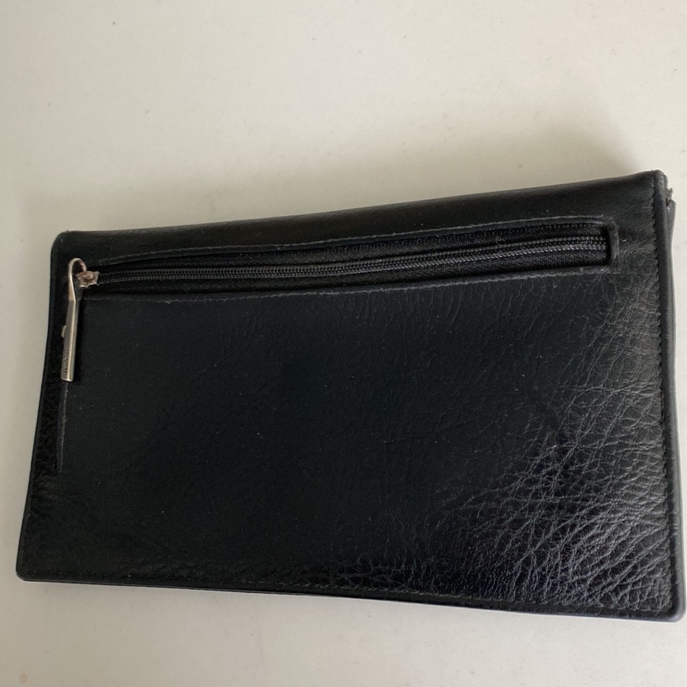 Matt & Nat Wallet - Picture 2 of 7